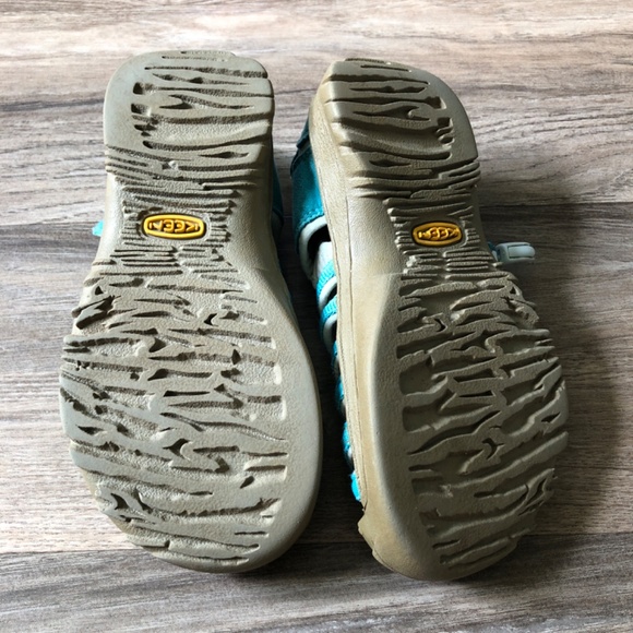Toddler Keen size 12 - Picture 2 of 3